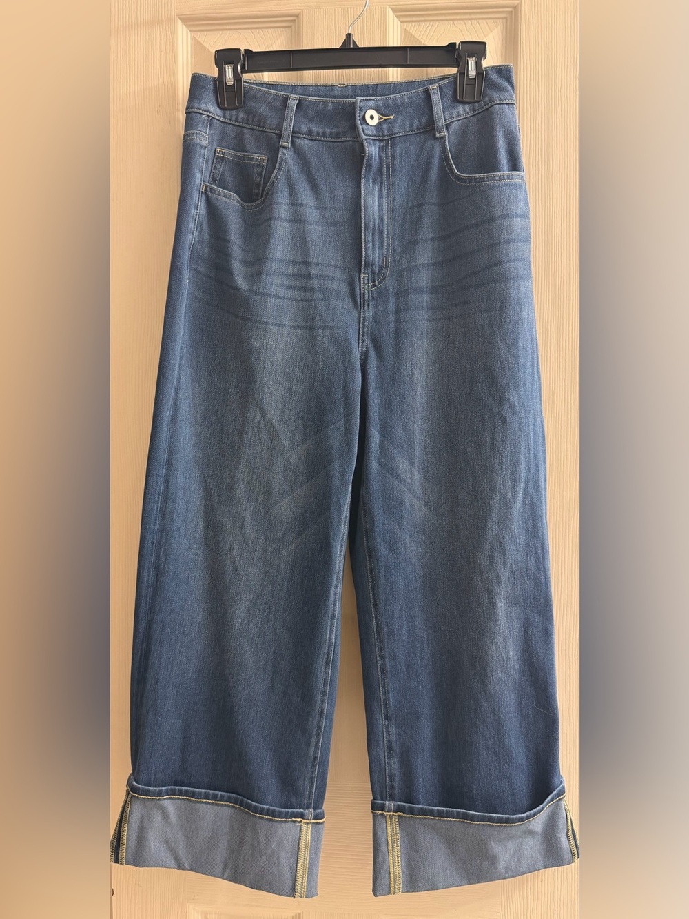 HALARA Wide-Leg High-Rise Jeans in Denim Blue